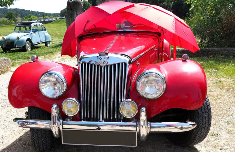 El parasol es un accesorio fundamental para el coche 768x499 - El parasol es un accesorio fundamental para el coche